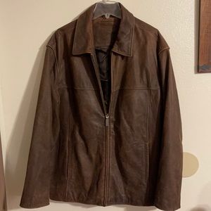 ROUNDTREE & YORKE LEATHER JACKET